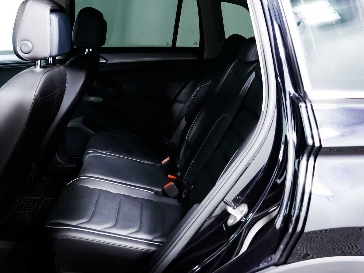 Volkswagen Tiguan б/у, 2021, Роботизированная. Фото: #9