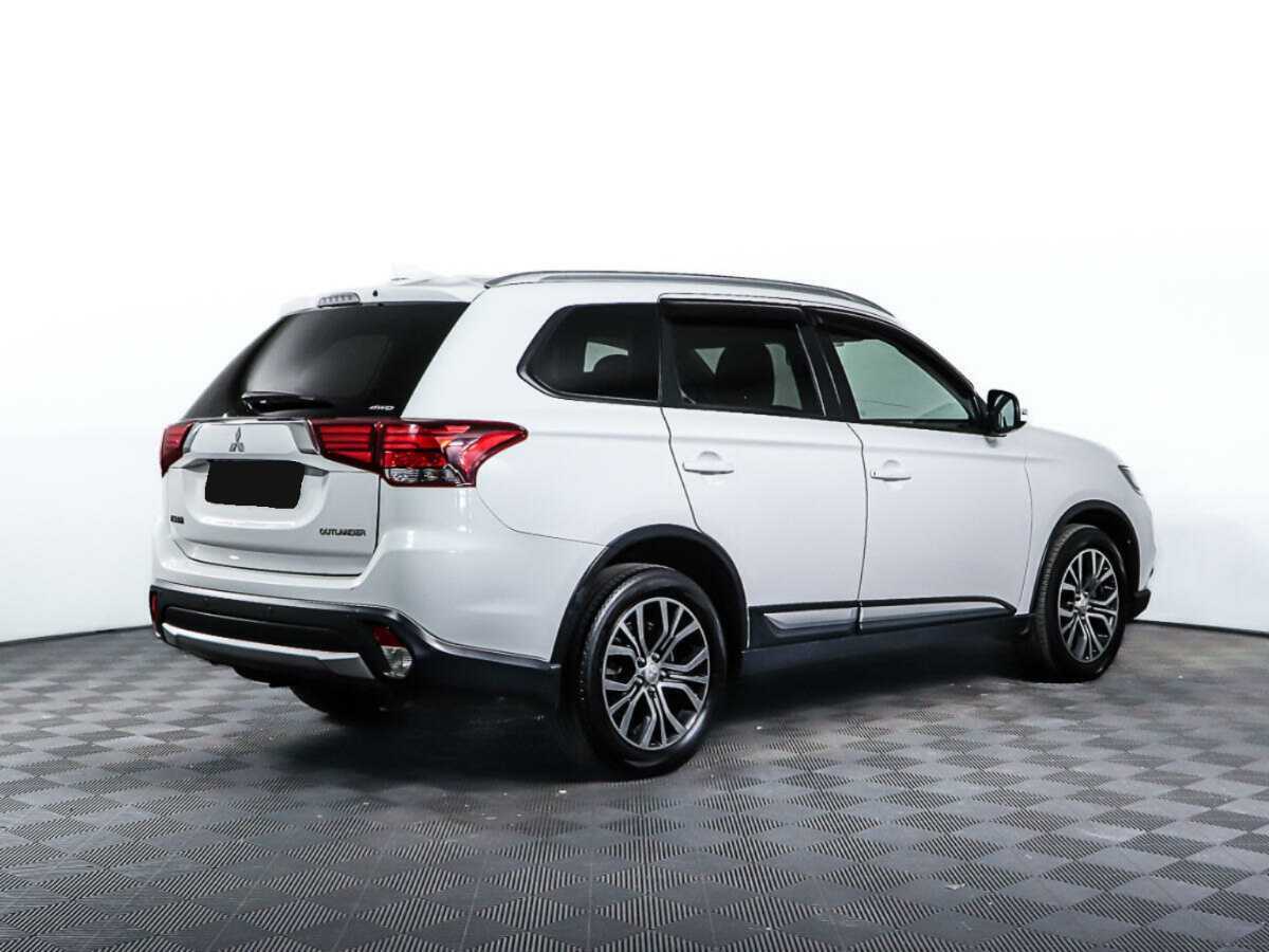 Mitsubishi Outlander б/у, 2017, Вариатор. Фото: #4