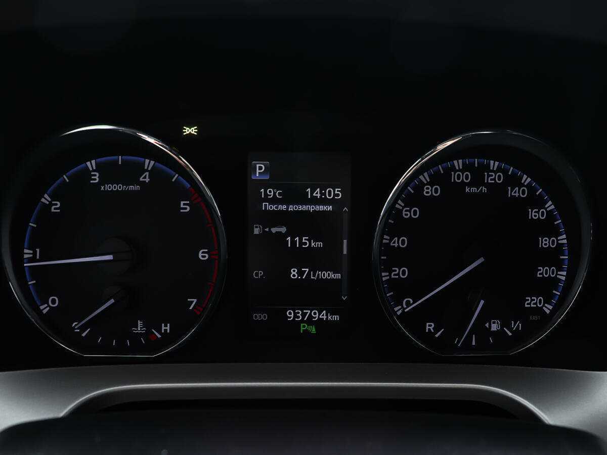 Toyota RAV4 б/у, 2018, Автоматическая. Фото: #13