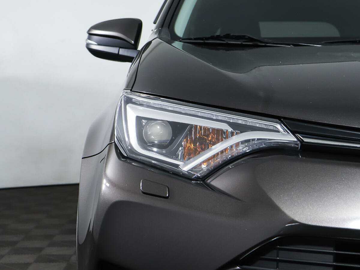 Toyota RAV4 б/у, 2019, Автоматическая. Фото: #19
