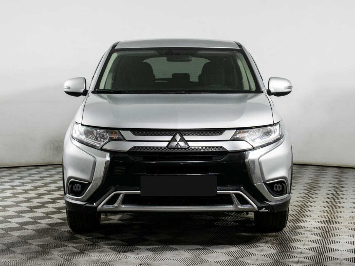 Mitsubishi Outlander б/у, 2019, Вариатор. Фото: #1