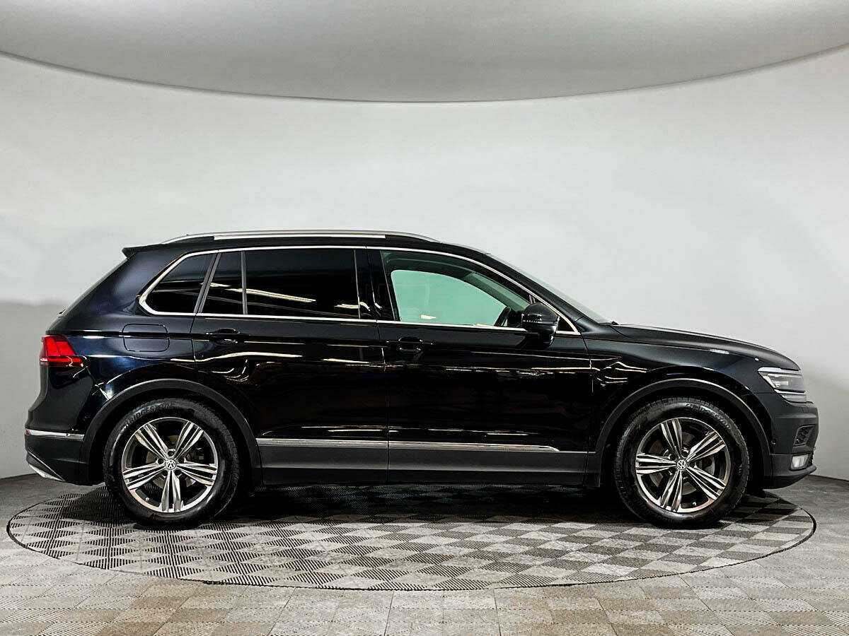 Volkswagen Tiguan б/у, 2017, Роботизированная. Фото: #3