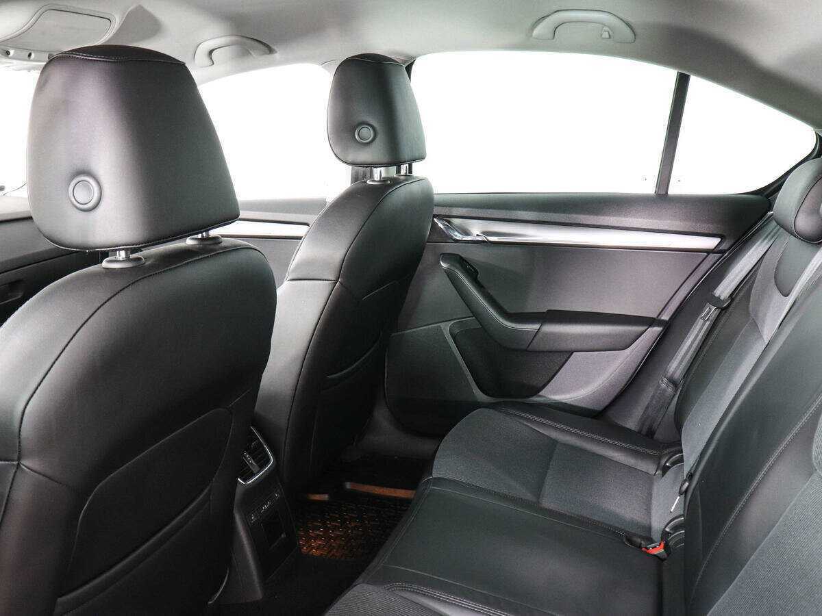 Skoda Octavia б/у, 2019, Роботизированная. Фото: #12