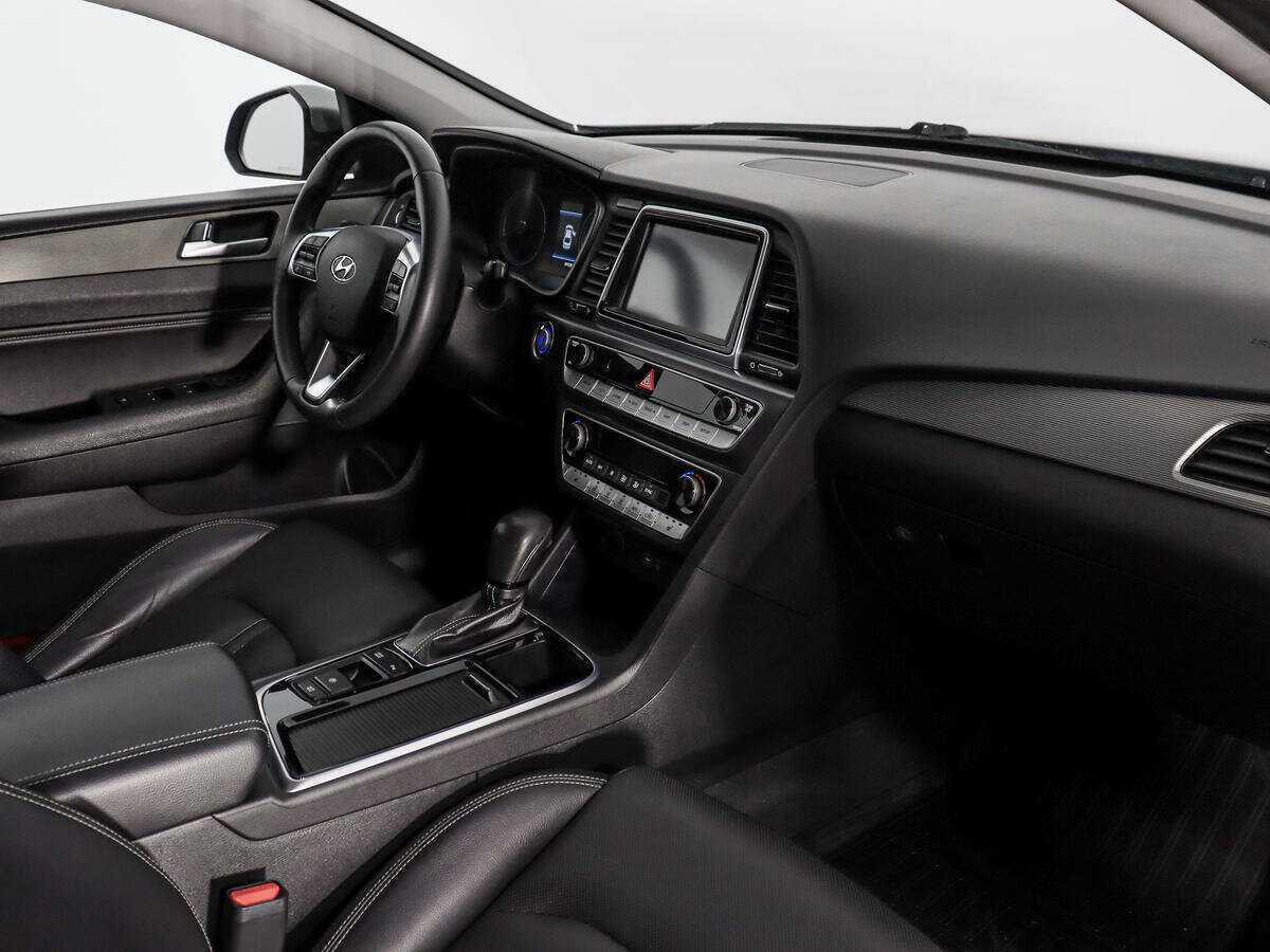Hyundai Sonata б/у, 2017, Автоматическая. Фото: #13