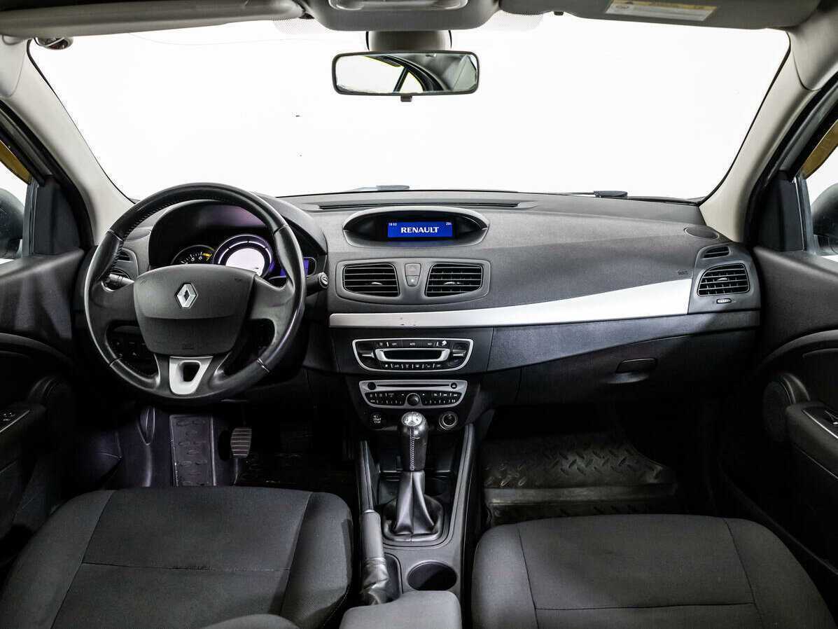 Renault Fluence б/у, 2013, Механическая. Фото: #12