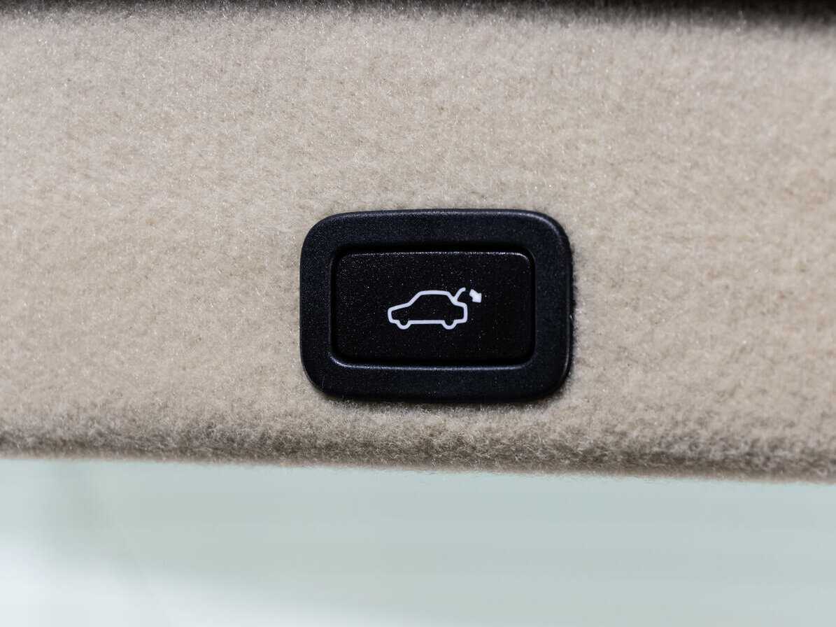 Volvo XC60 б/у, 2016, Автоматическая. Фото: #14