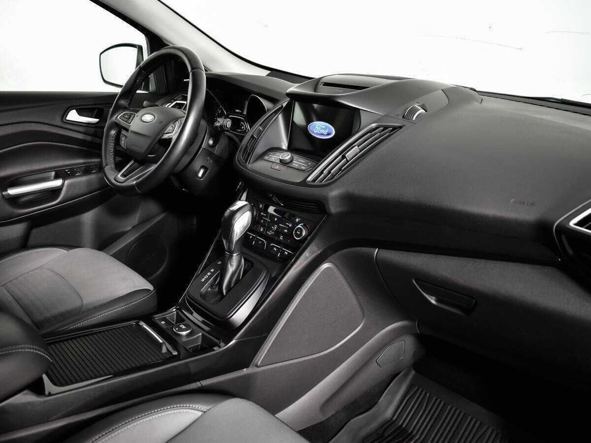 Ford Kuga б/у, 2017, Автоматическая. Фото: #8