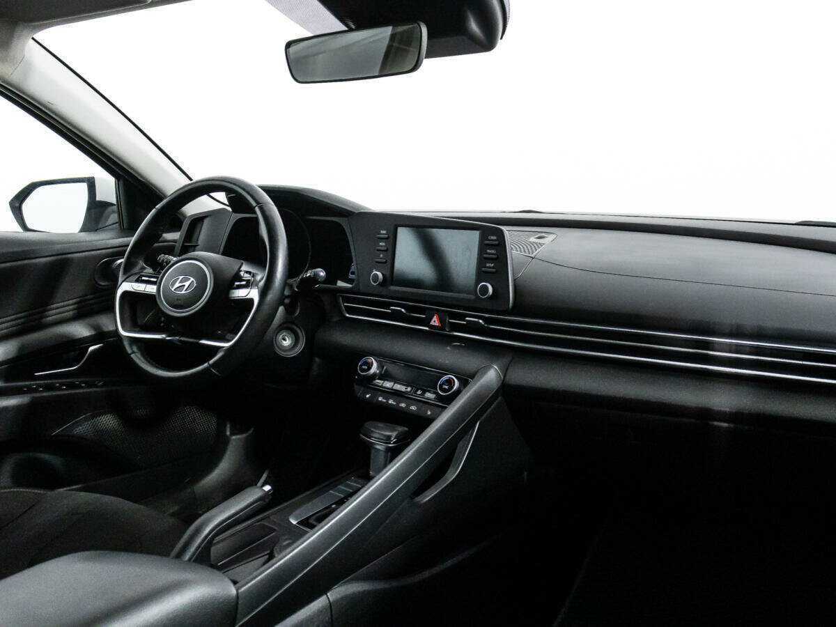 Hyundai Elantra б/у, 2021, Автоматическая. Фото: #8