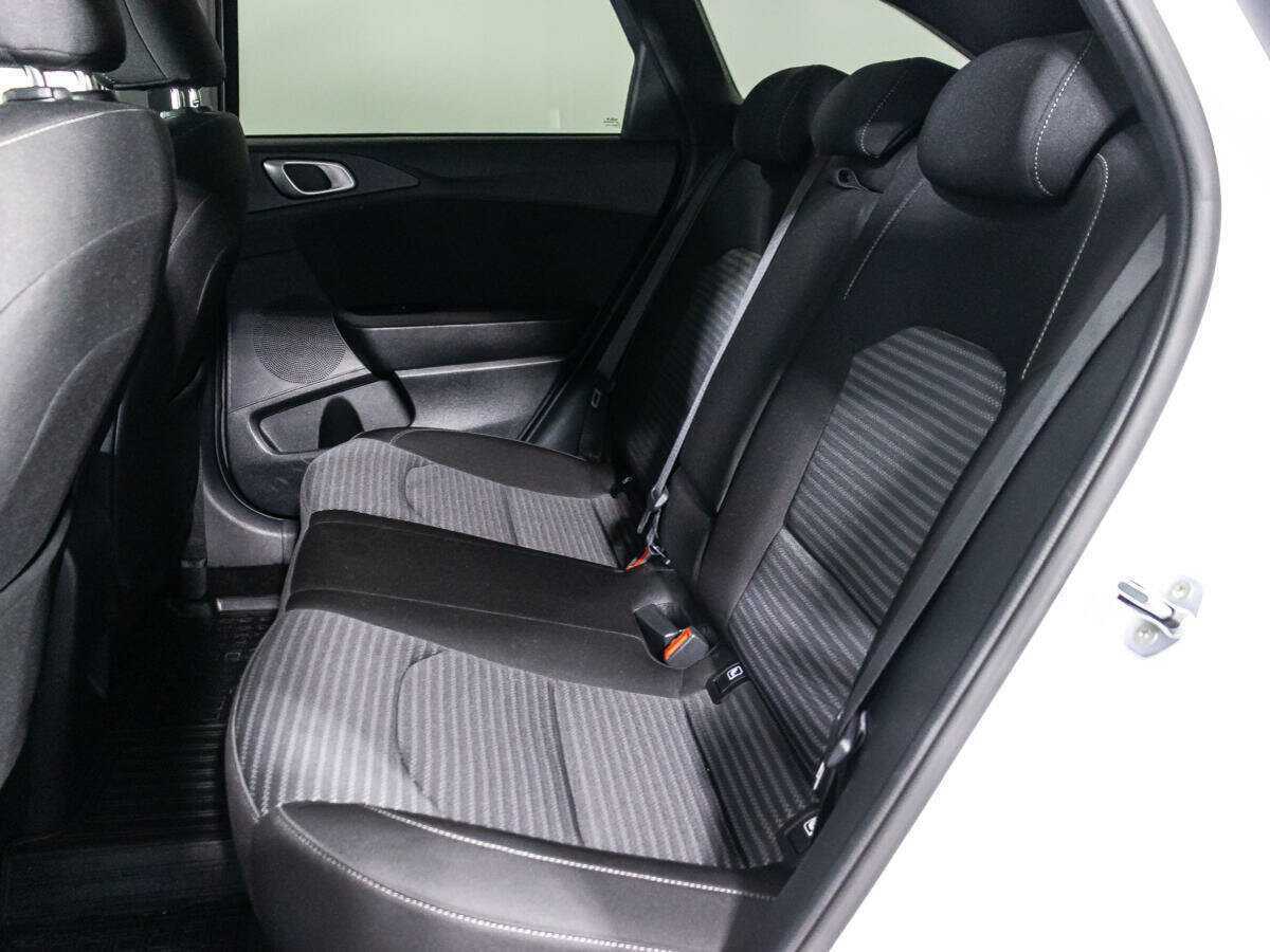 Kia Ceed б/у, 2023, Автоматическая. Фото: #9