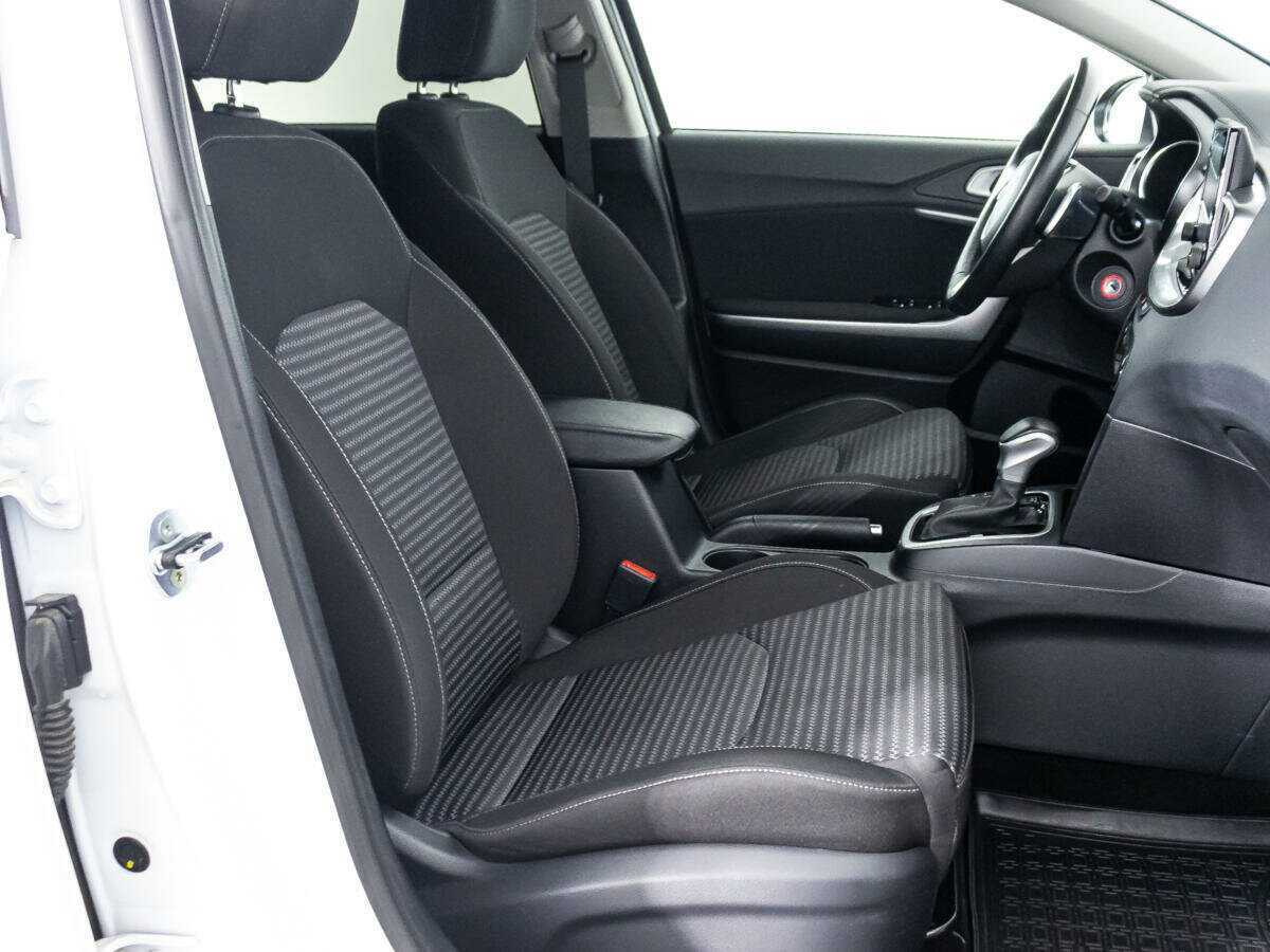 Kia Ceed б/у, 2023, Автоматическая. Фото: #15