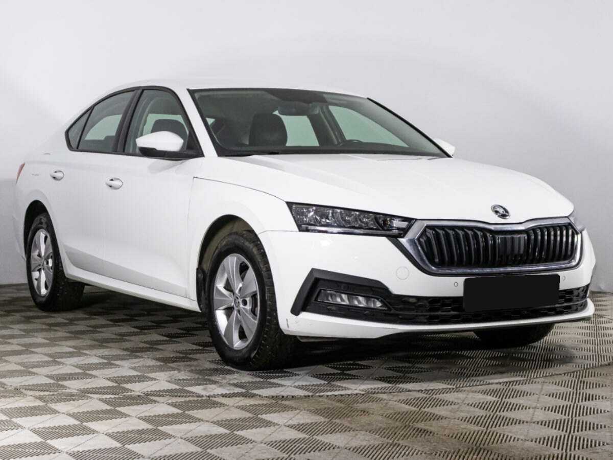 Skoda Octavia б/у, 2021, Автоматическая. Фото: #2