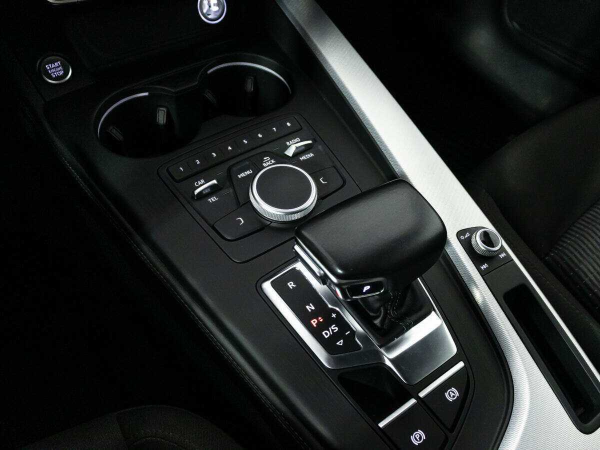 Audi A4 б/у, 2017, Роботизированная. Фото: #18