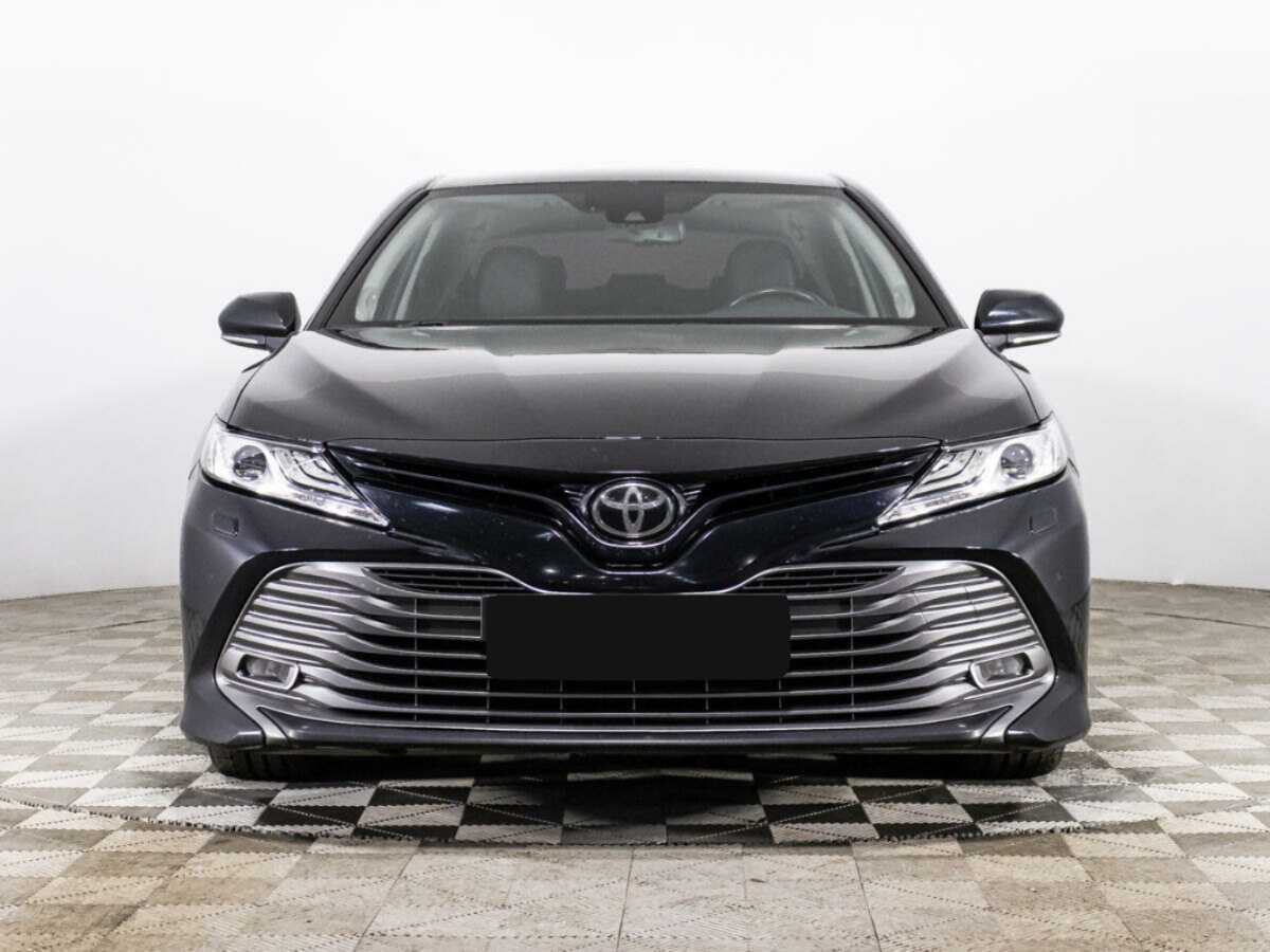 Toyota Camry б/у, 2018, Автоматическая. Фото: #1
