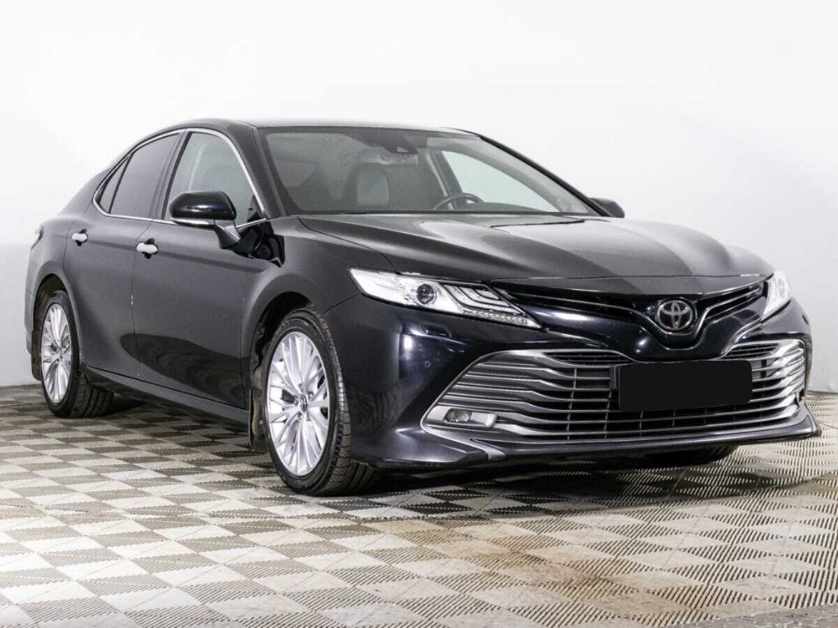 Toyota Camry б/у, 2018, Автоматическая. Фото: #2