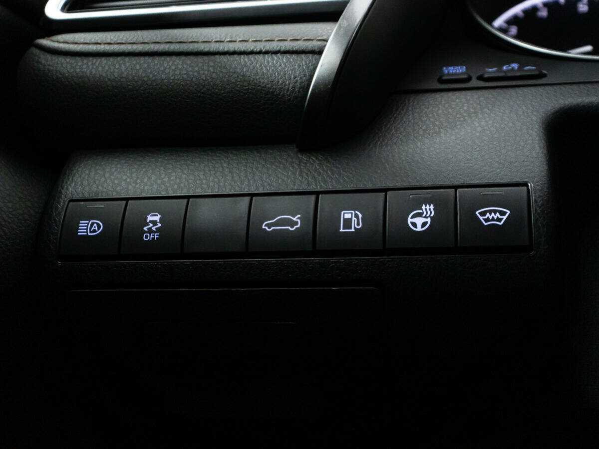 Toyota Camry б/у, 2018, Автоматическая. Фото: #18