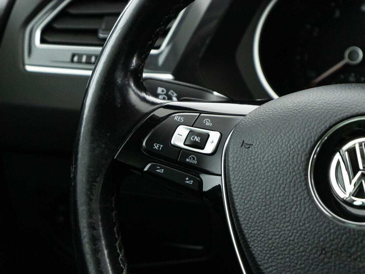 Volkswagen Tiguan б/у, 2017, Роботизированная. Фото: #18