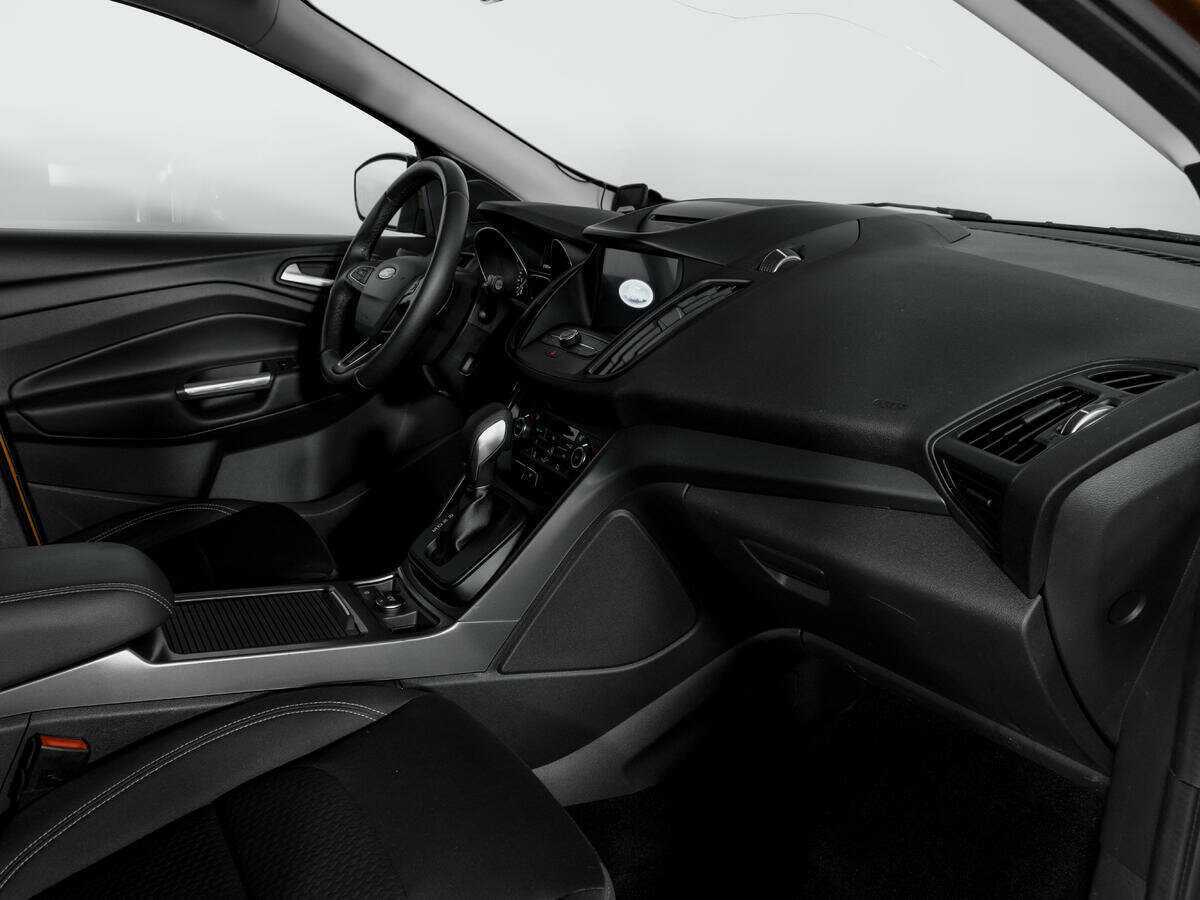 Ford Kuga б/у, 2019, Автоматическая. Фото: #8