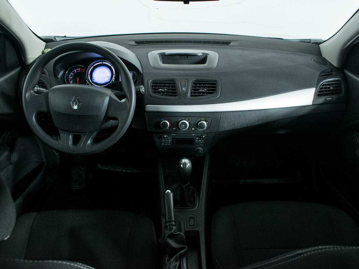 Renault Fluence б/у, 2013, Механическая. Фото: #9