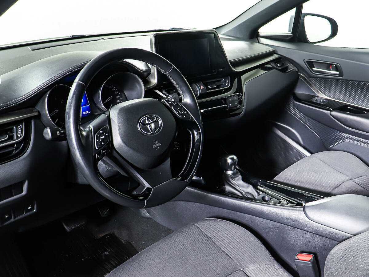 Toyota C-HR б/у, 2019, Вариатор. Фото: #12