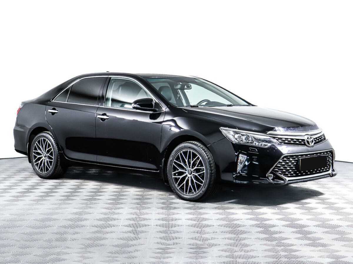 Toyota Camry б/у, 2017, Автоматическая. Фото: #1