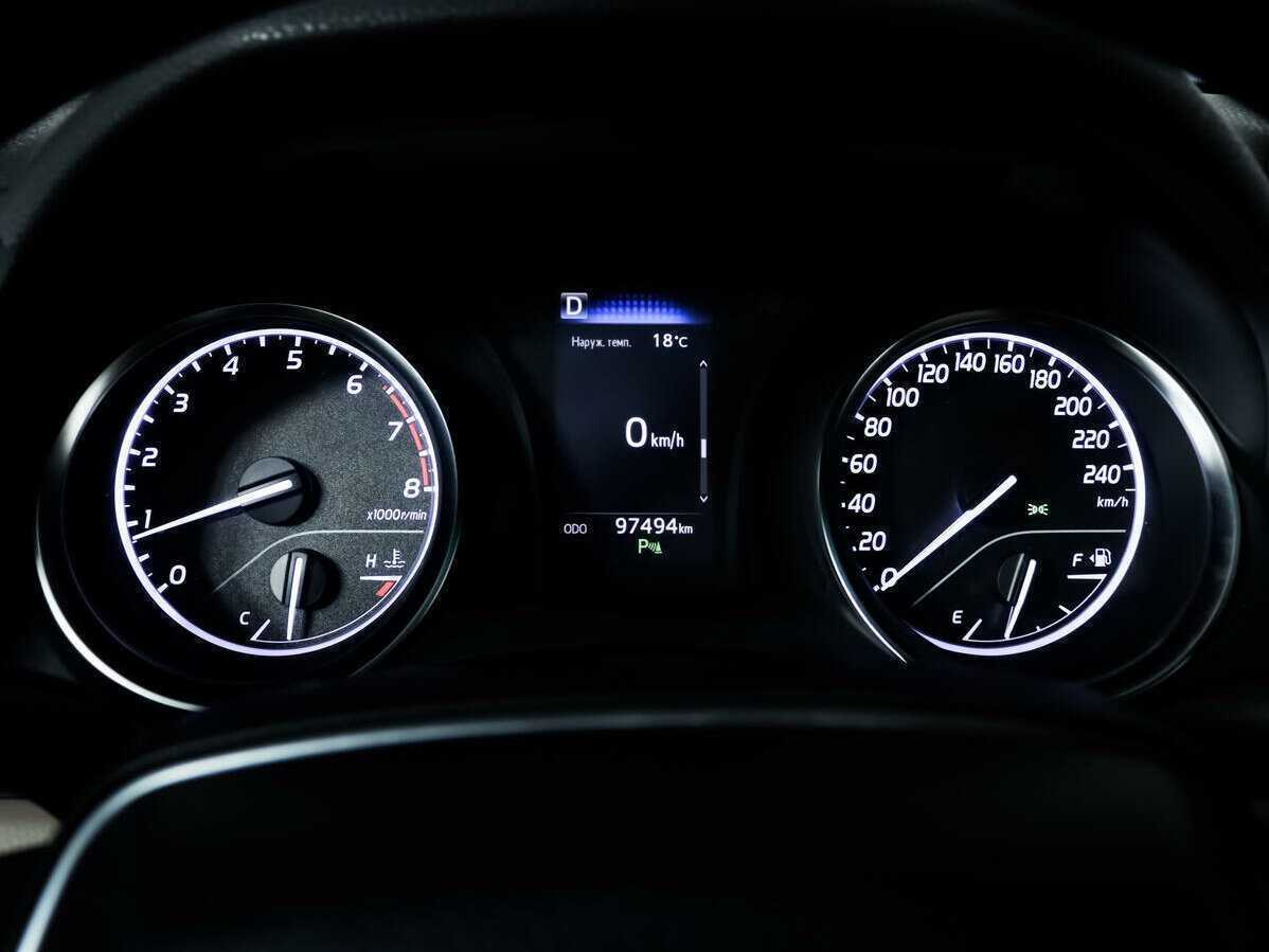 Toyota Camry б/у, 2019, Автоматическая. Фото: #9