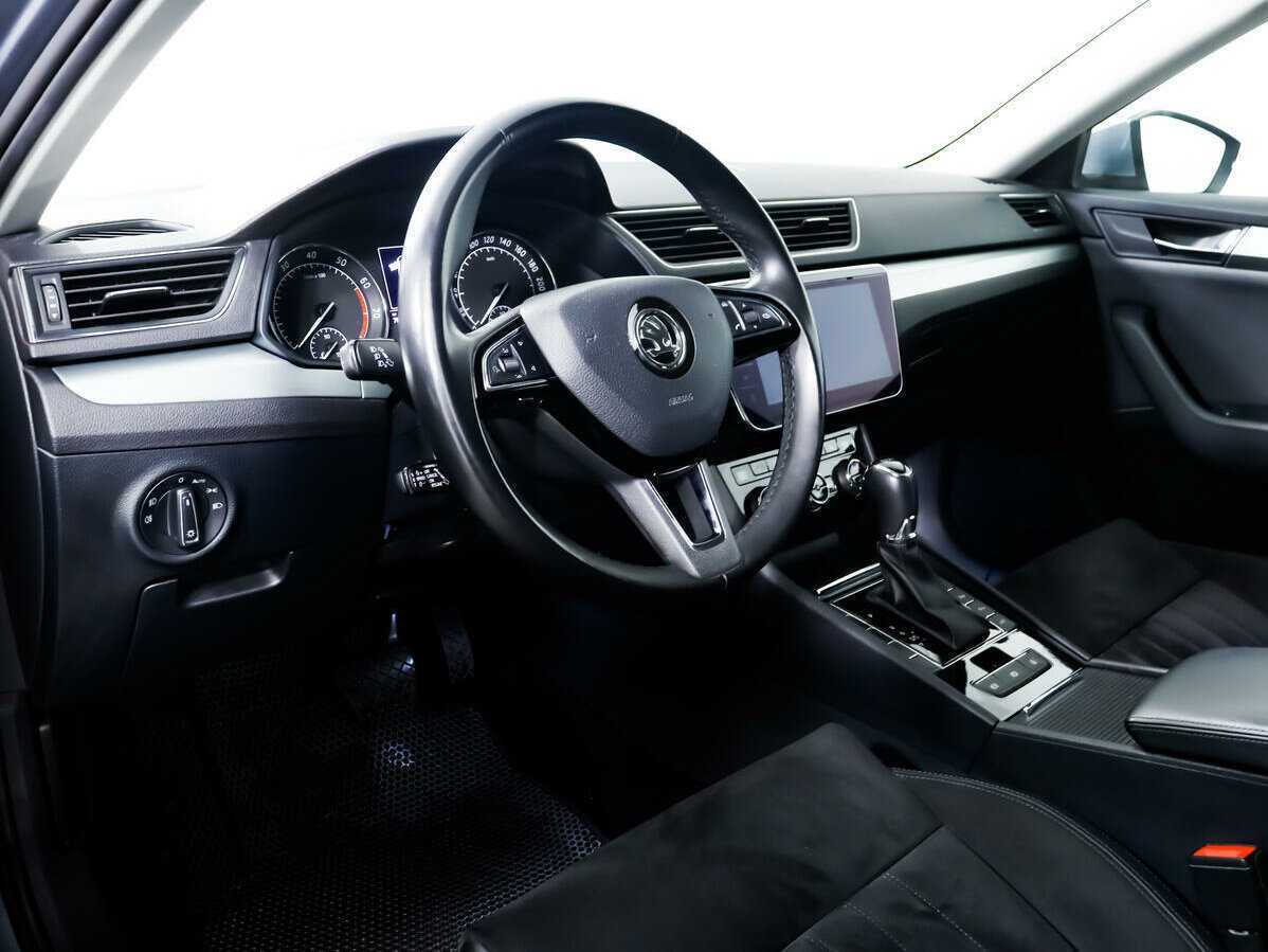 Skoda Superb б/у, 2017, Роботизированная. Фото: #10