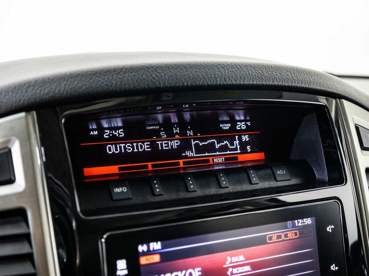 Mitsubishi Pajero б/у, 2017, Автоматическая. Фото: #15