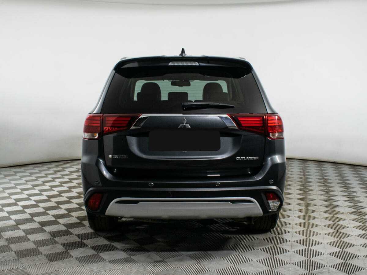 Mitsubishi Outlander б/у, 2019, Вариатор. Фото: #2