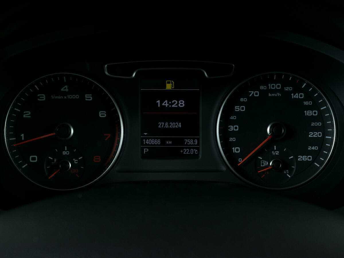 Audi Q3 б/у, 2012, Роботизированная. Фото: #5