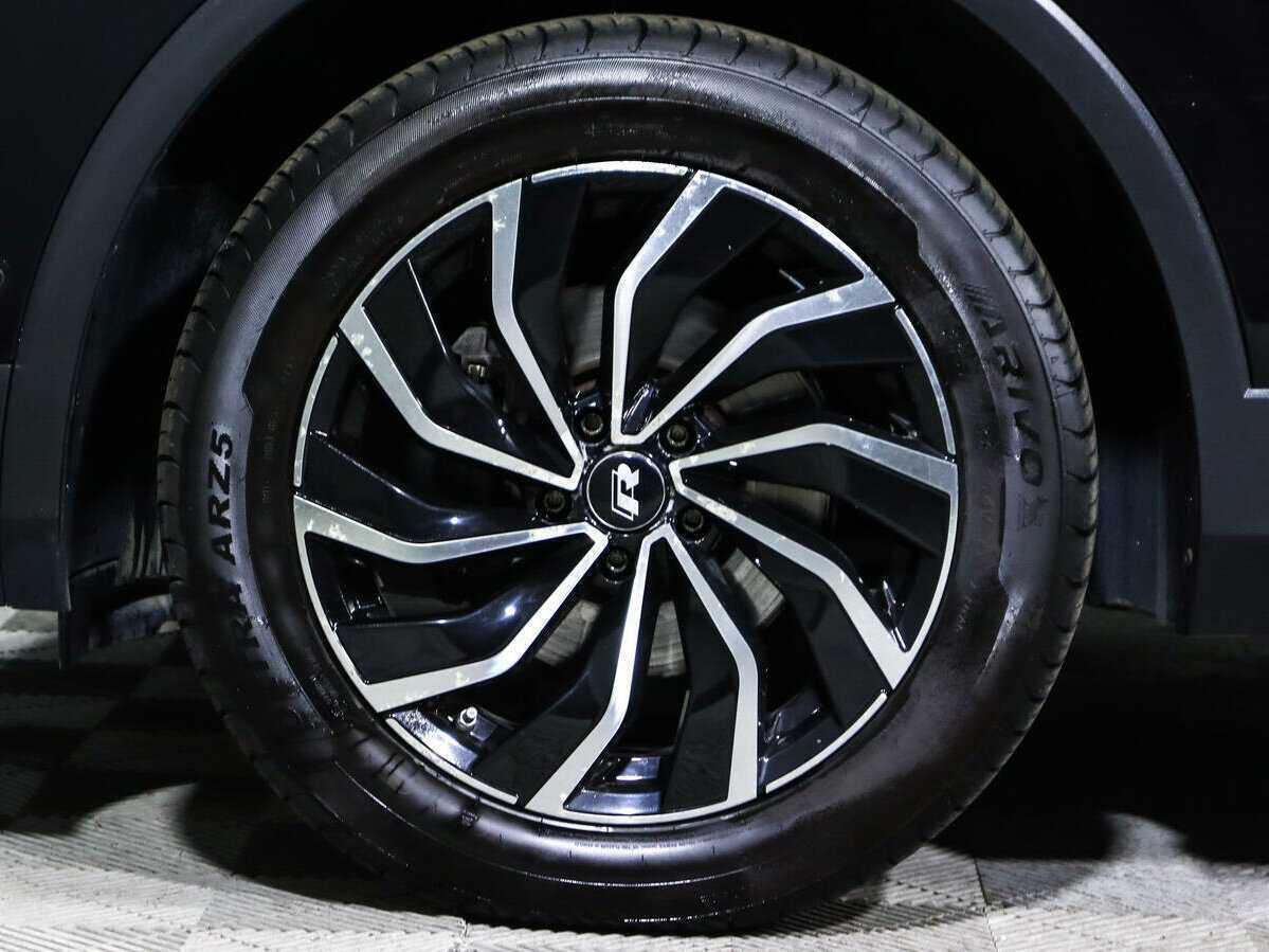 Volkswagen Tiguan б/у, 2017, Роботизированная. Фото: #19