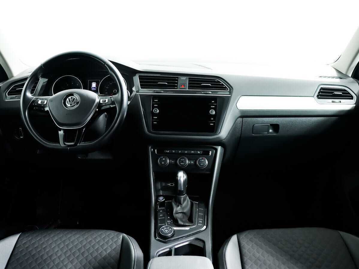 Volkswagen Tiguan б/у, 2020, Роботизированная. Фото: #10