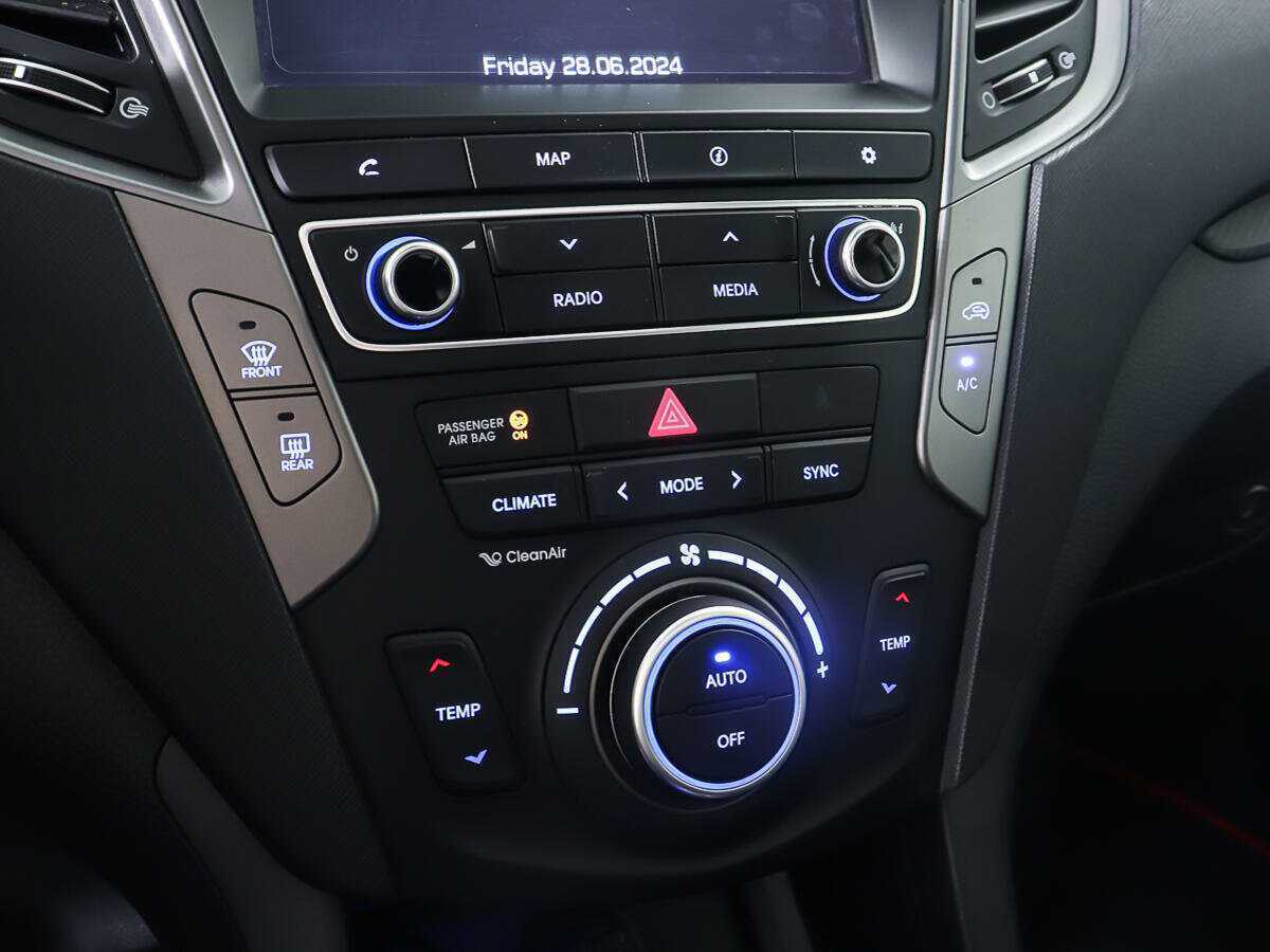 Hyundai Santa Fe б/у, 2015, Автоматическая. Фото: #18