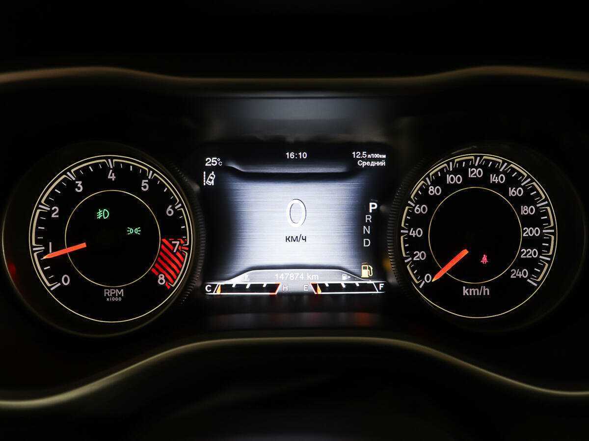 Jeep Cherokee б/у, 2014, Автоматическая. Фото: #12