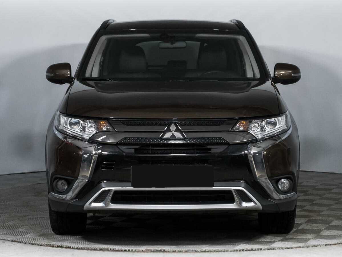 Mitsubishi Outlander б/у, 2021, Вариатор. Фото: #1