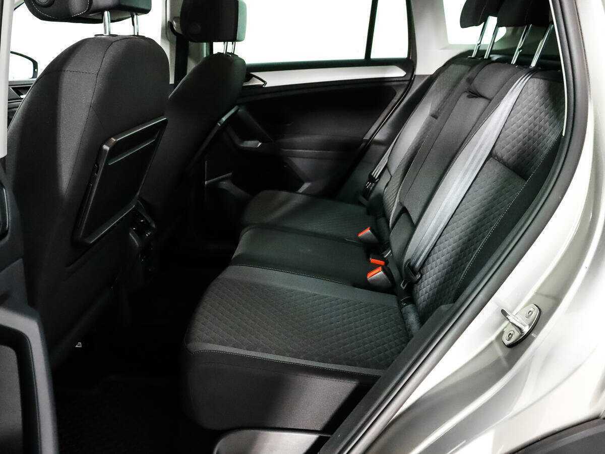 Volkswagen Tiguan б/у, 2017, Роботизированная. Фото: #9