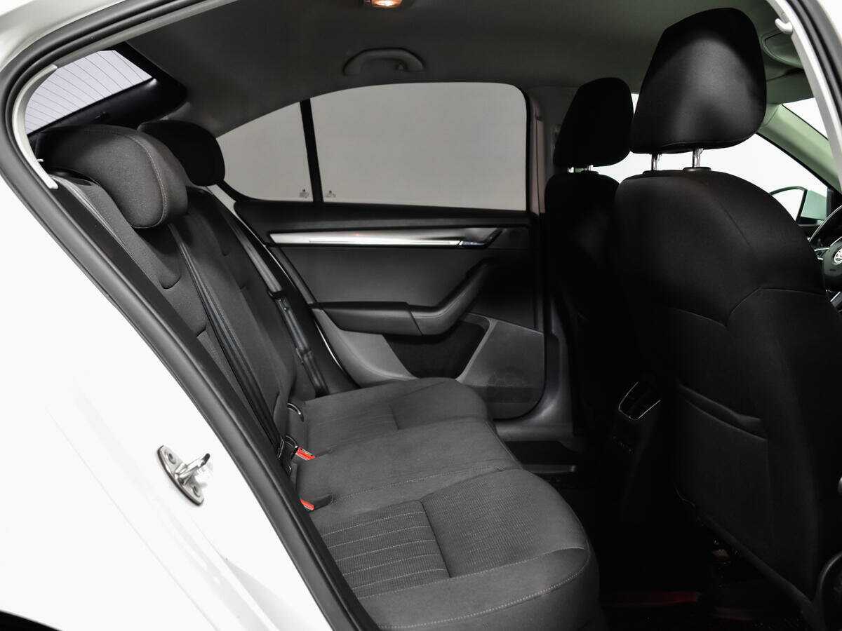 Skoda Octavia б/у, 2017, Роботизированная. Фото: #9