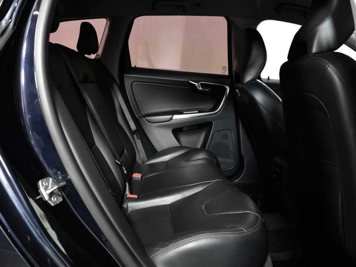 Volvo XC60 б/у, 2016, Автоматическая. Фото: #9