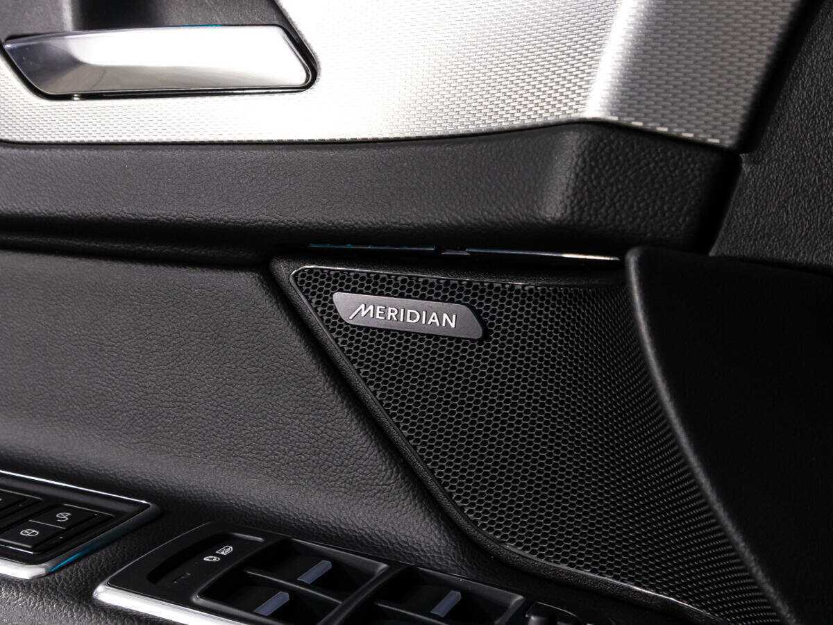 Jaguar XF б/у, 2016, Автоматическая. Фото: #17