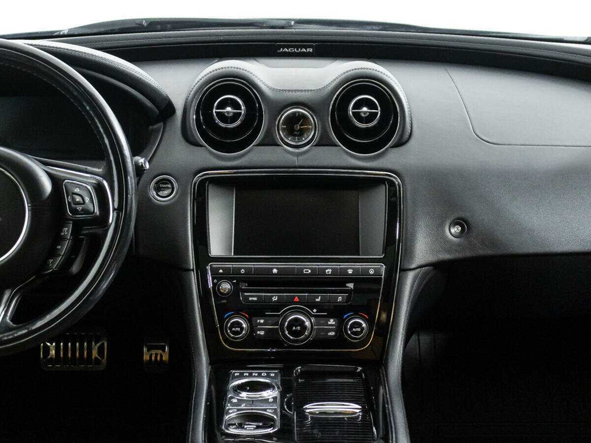 Jaguar XJ б/у, 2016, Автоматическая. Фото: #13