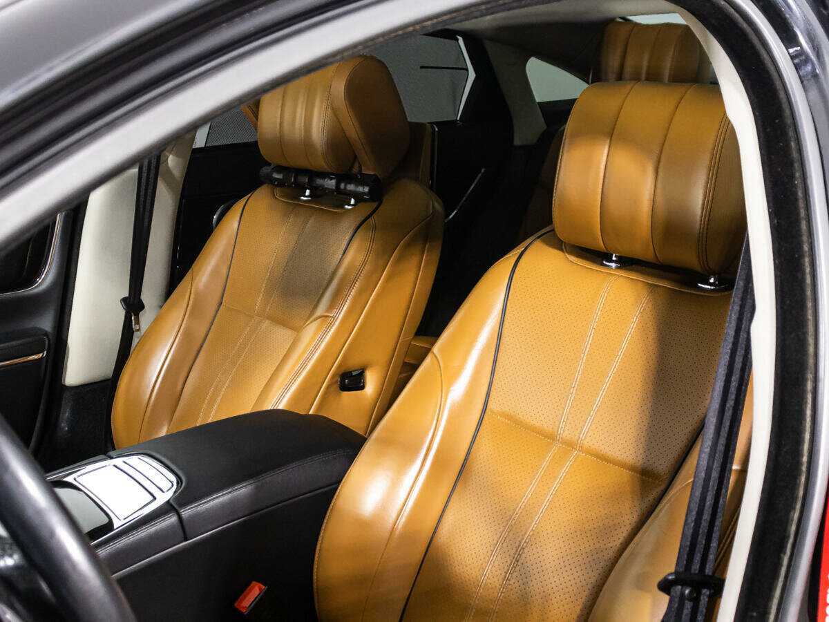 Jaguar XJ б/у, 2016, Автоматическая. Фото: #22