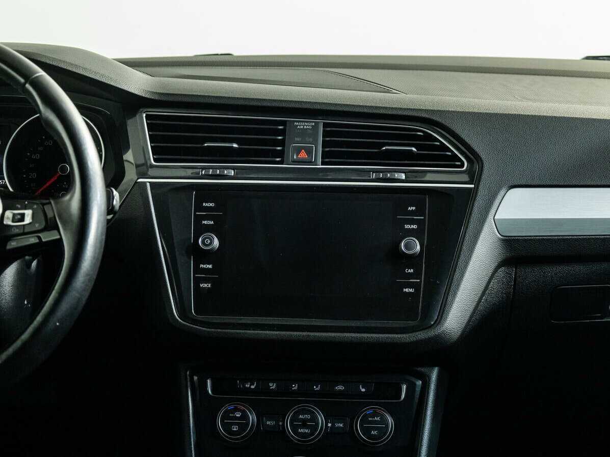 Volkswagen Tiguan б/у, 2018, Роботизированная. Фото: #12