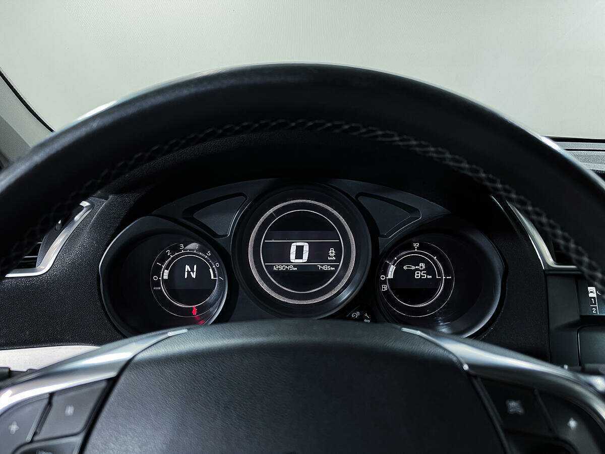 Citroen C4 б/у, 2017, Автоматическая. Фото: #9