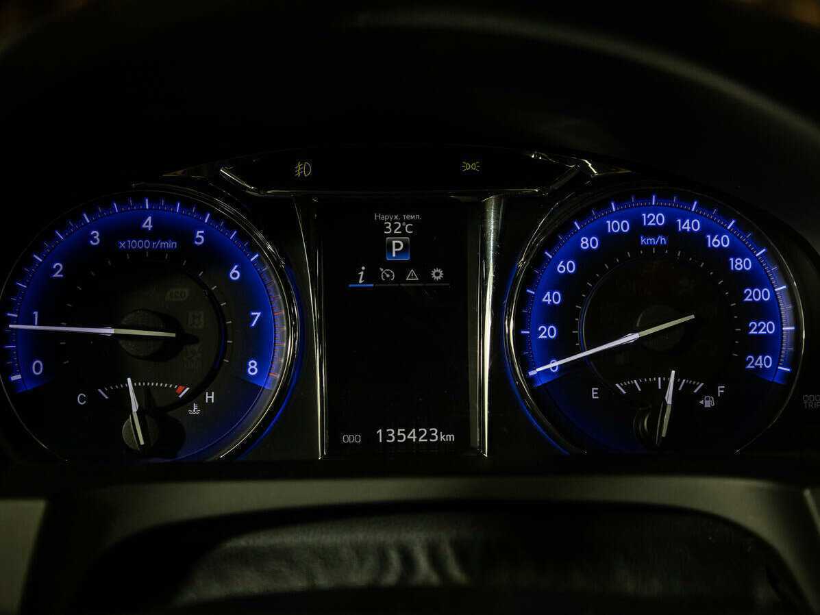 Toyota Camry б/у, 2017, Автоматическая. Фото: #11