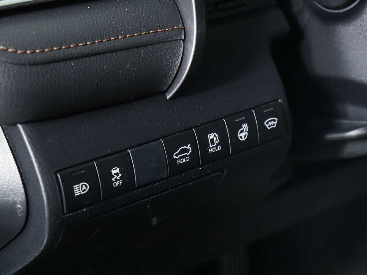 Toyota Camry б/у, 2019, Автоматическая. Фото: #16