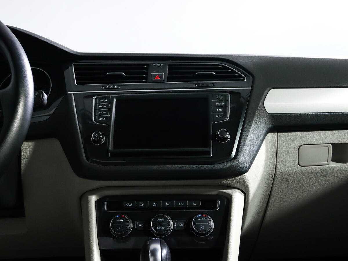 Volkswagen Tiguan б/у, 2017, Роботизированная. Фото: #10