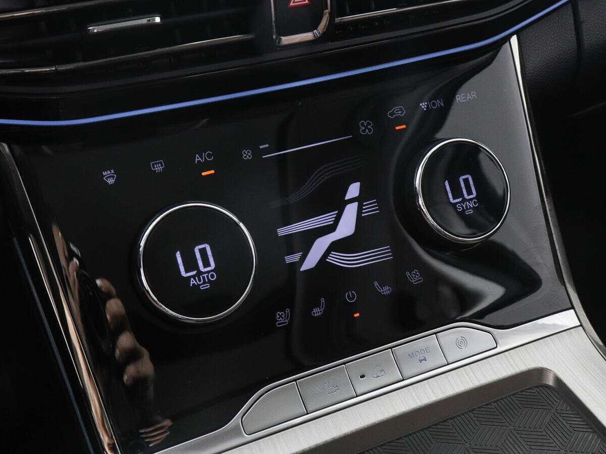 EXEED VX б/у, 2022, Роботизированная. Фото: #18