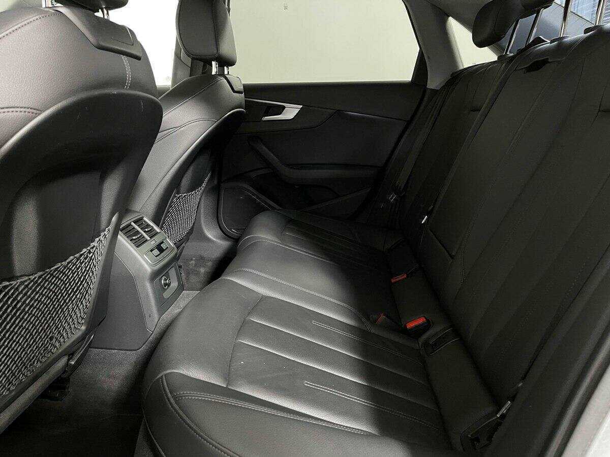 Audi A4 б/у, 2018, Роботизированная. Фото: #9