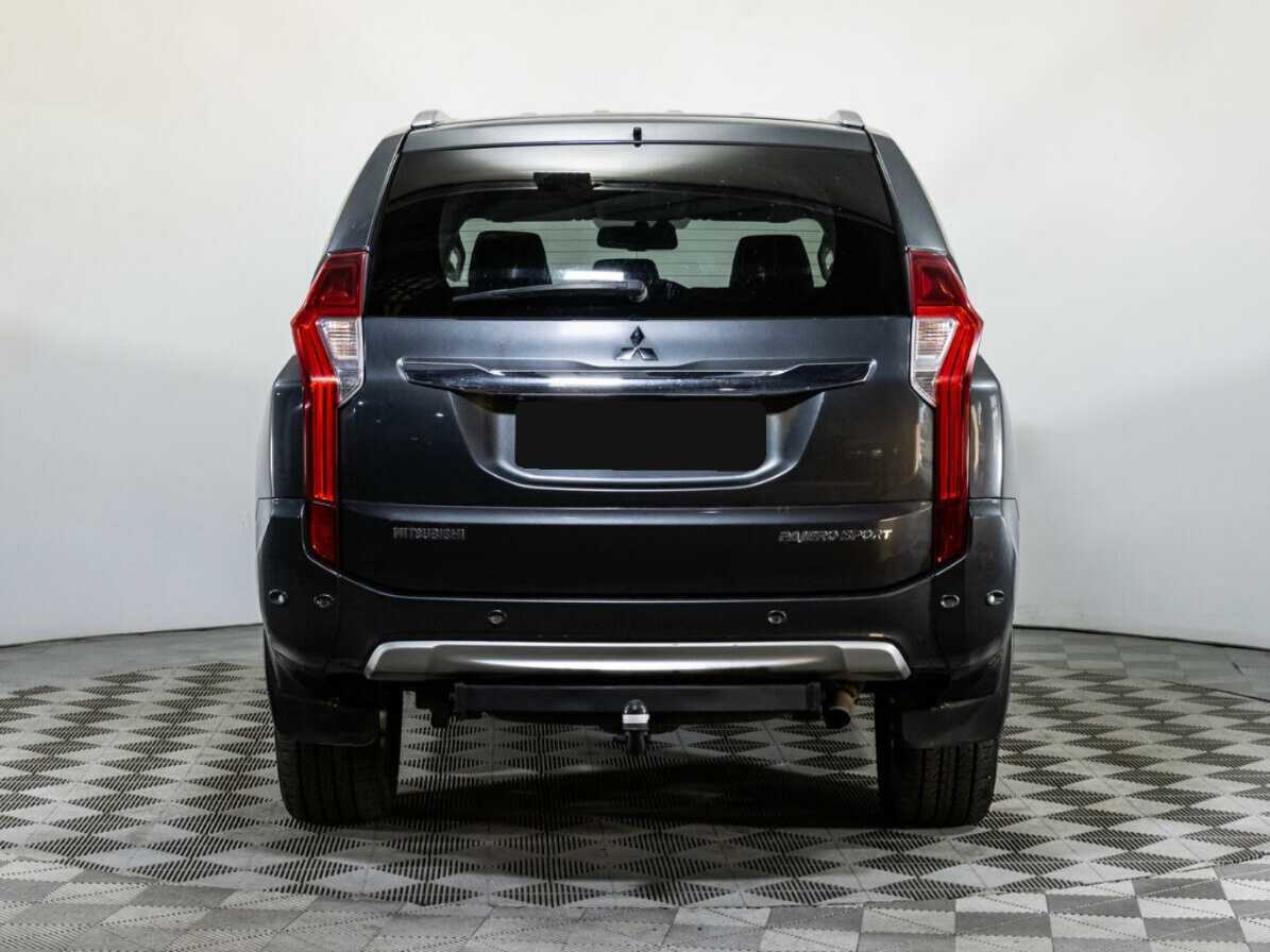 Mitsubishi Pajero Sport б/у, 2018, Автоматическая. Фото: #4