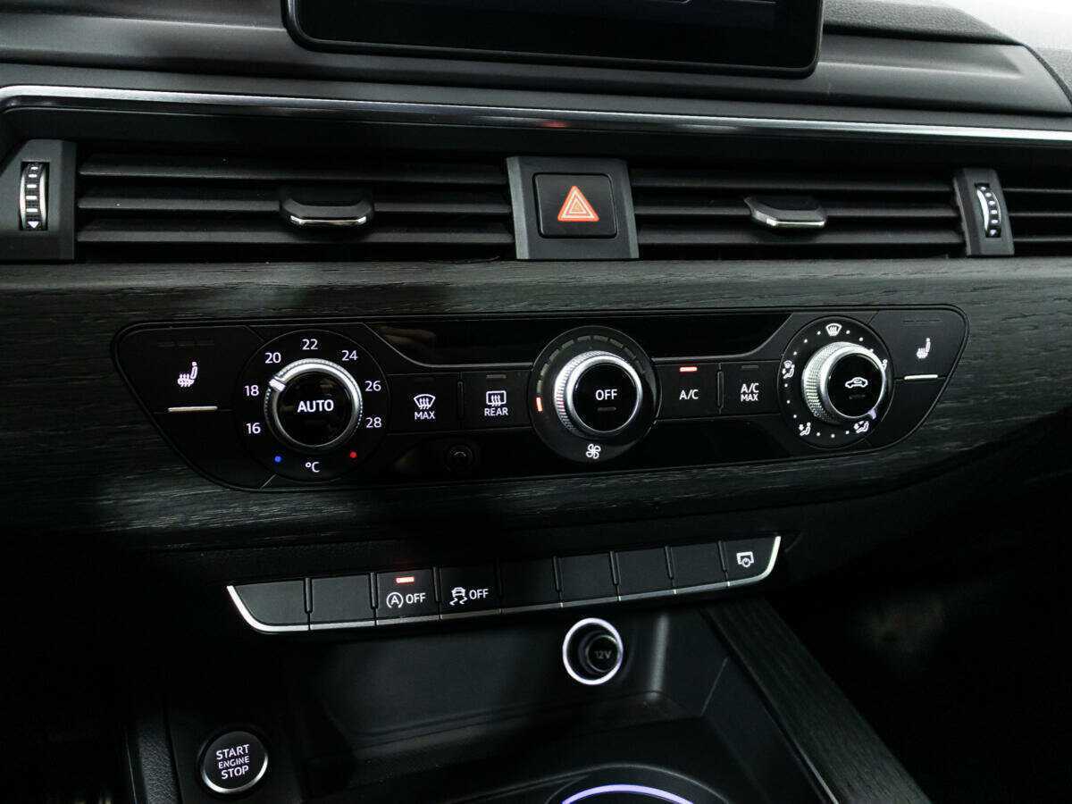 Audi A4 б/у, 2017, Роботизированная. Фото: #16