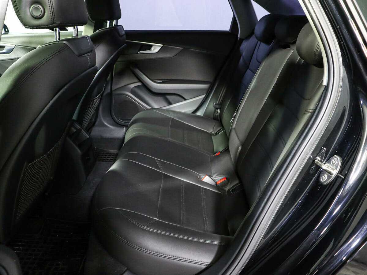 Audi A4 б/у, 2016, Роботизированная. Фото: #7